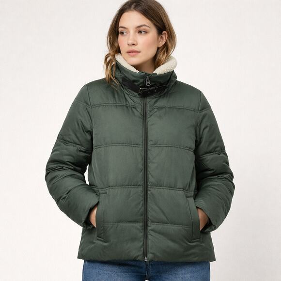 Lands' End Jackets & Blazers - Land's End Quilted puffer jacket with Sherpa collar and buckle Women's Medium